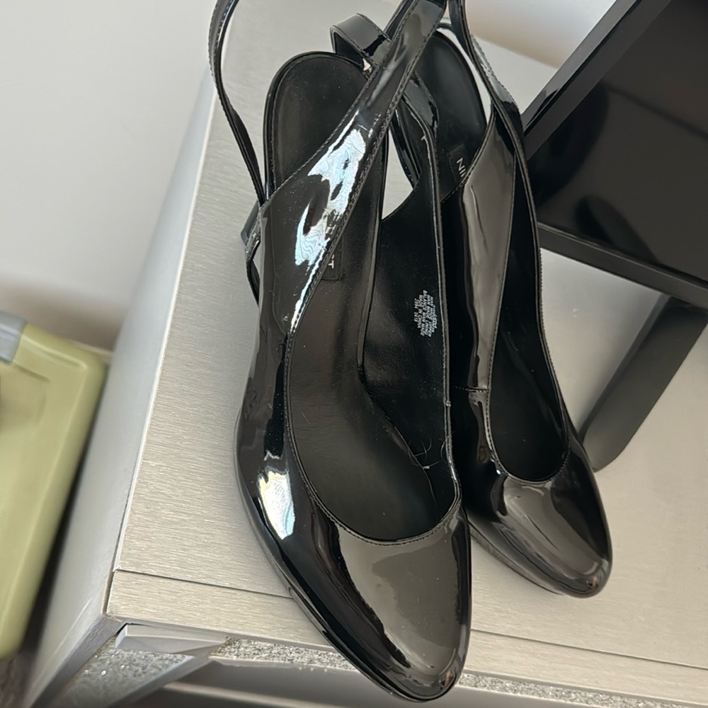 Black Nine West Pumps